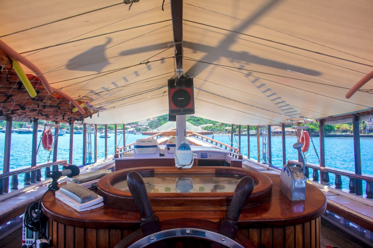Proa del barco en Búzios